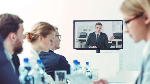 migliora relazioni migliora relazioni con la videoconferenza