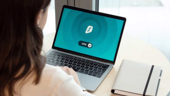 vpn nativa Comunicazione criptata tramite una VPN