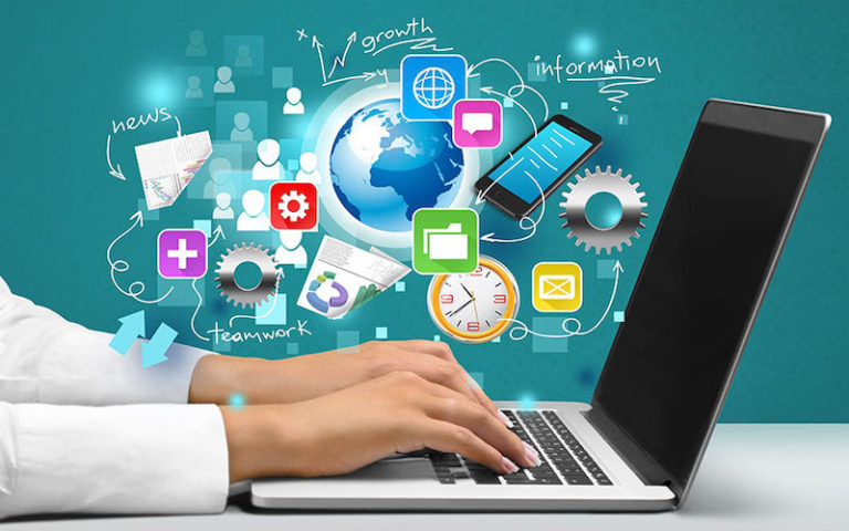Persona con competenze digitali