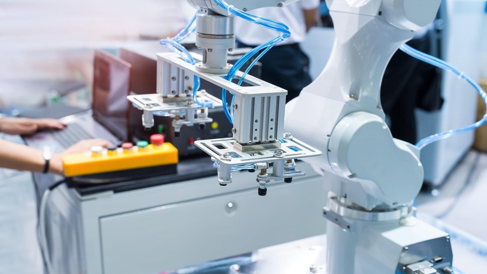 macchinario con Dispositivi IOT